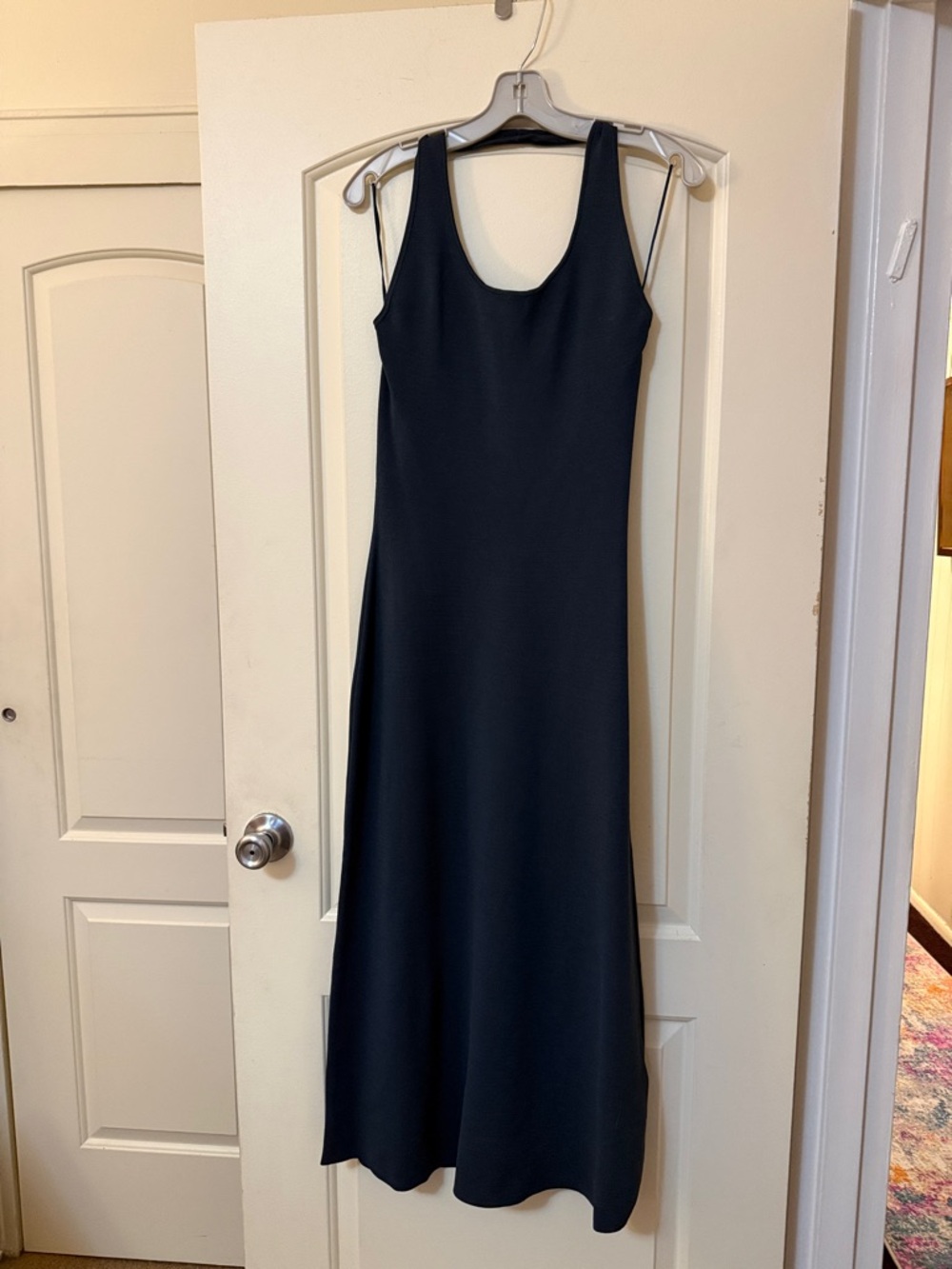 Beautiful Fitted Knit Backless, Sleeveless Midi Dress